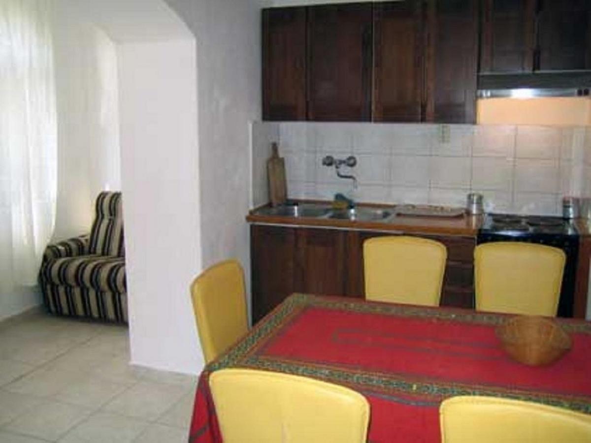 Apartments Doria - 20M From Beach Трогір Екстер'єр фото