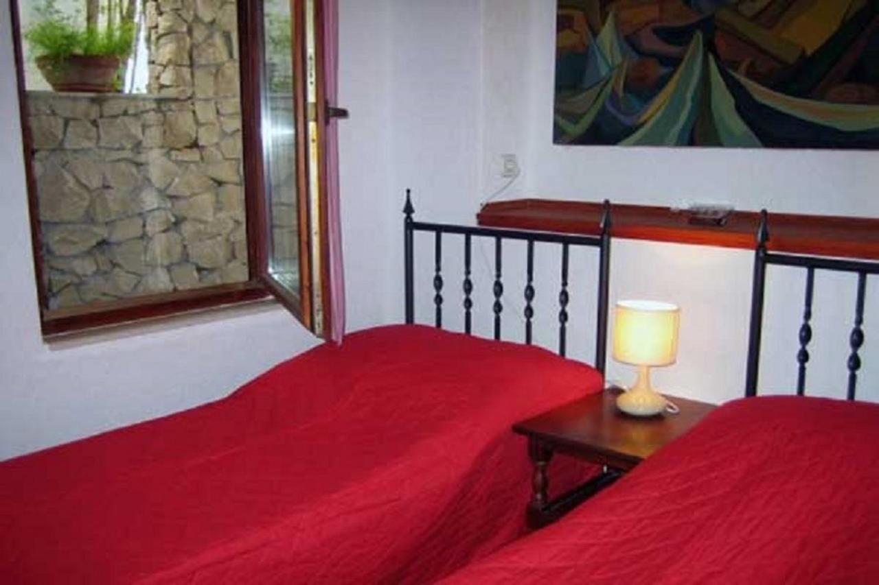 Apartments Doria - 20M From Beach Трогір Екстер'єр фото
