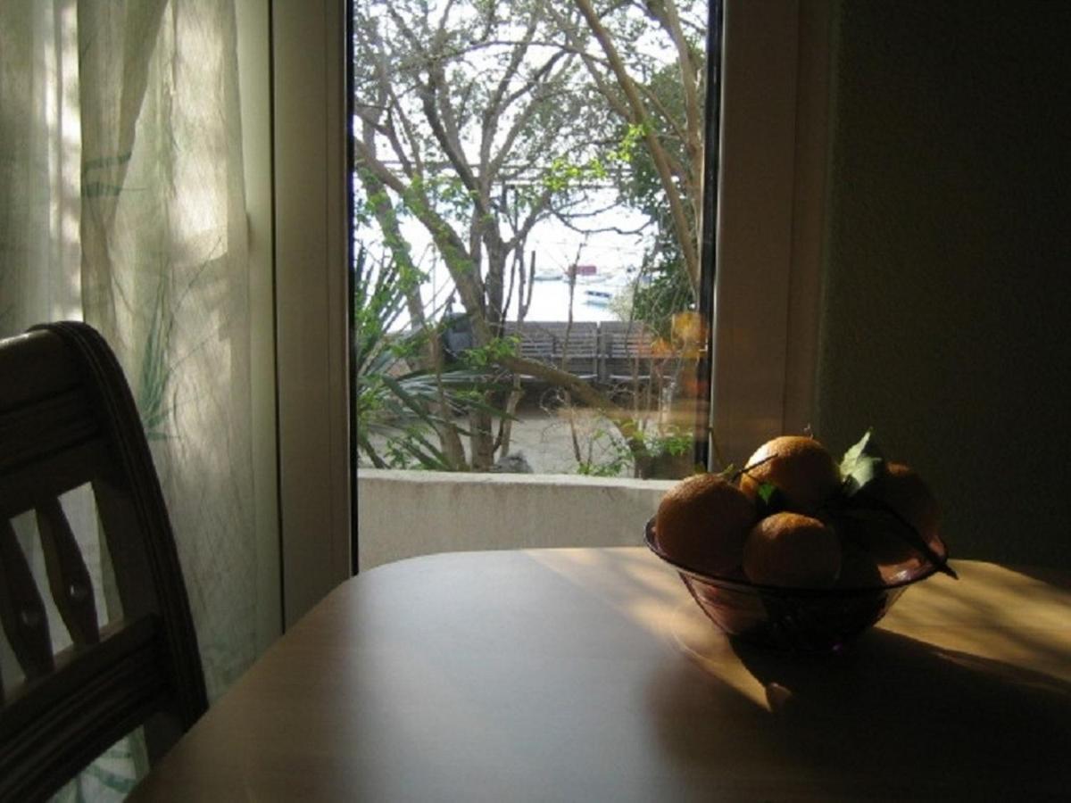 Apartments Doria - 20M From Beach Трогір Екстер'єр фото